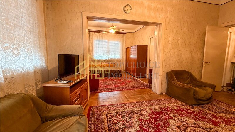 Calea Plevnei, apartament 4 camere, 126 mp total, parcare, farmec interbelic.